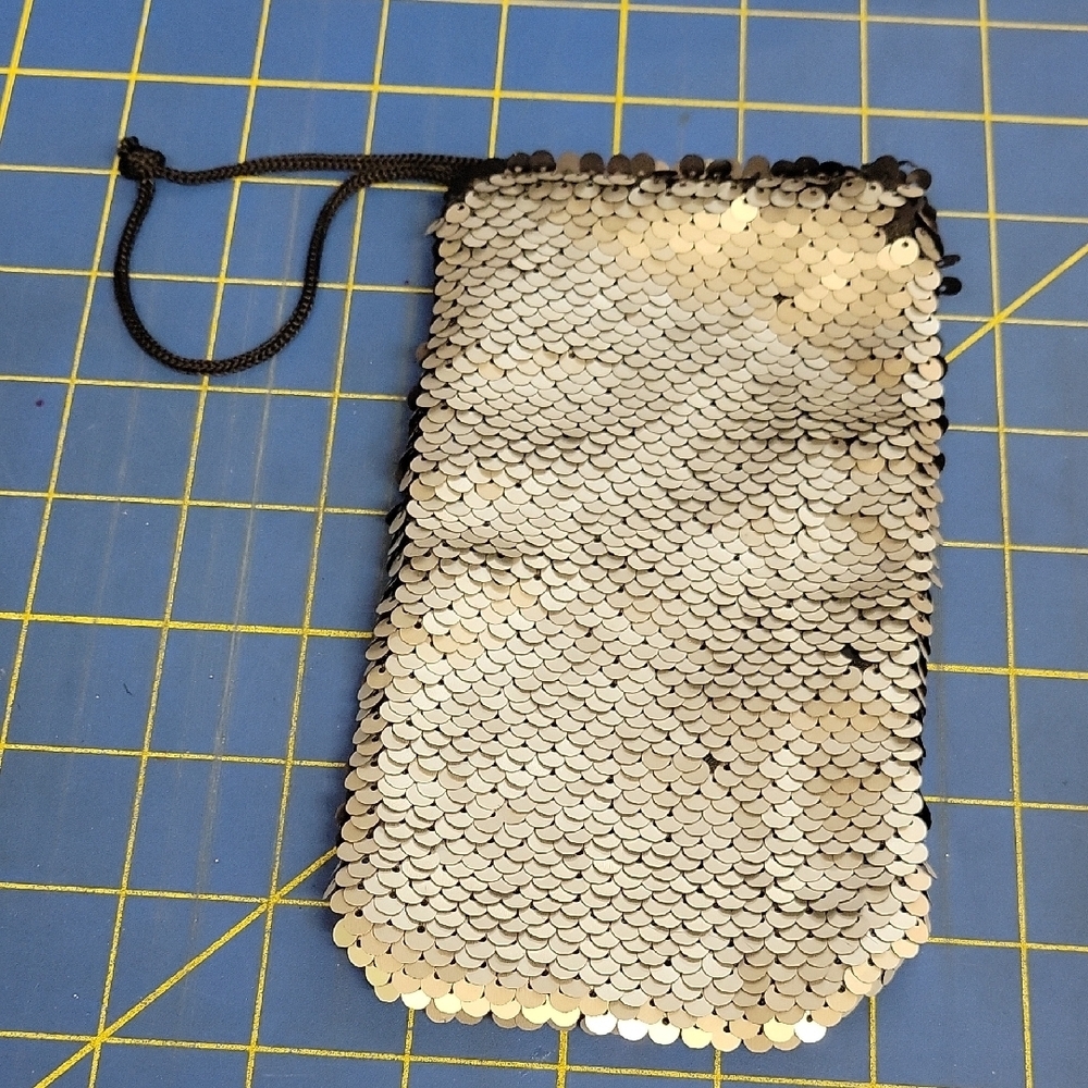 Silver Sequin 7" x 4" Black Pouch 6.5" Strap